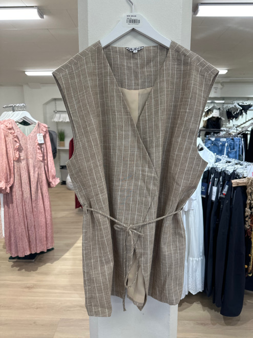 Vest 38