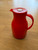 Rød kaffekanne