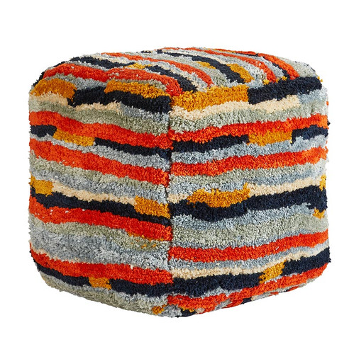 Tufted Pouf