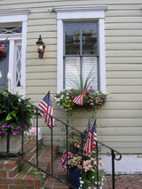 30" Window Hayrack with molded coco liner