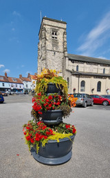Circular Precinct Planter 3 Tier Planted