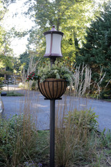 Residential 18" Lamppost Hayrack