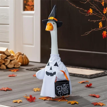 Giddy the Goose Ghost Outfit