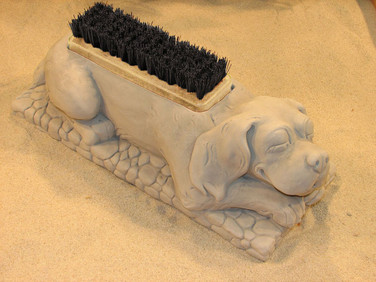 Puppy Bootbrush in antique gray