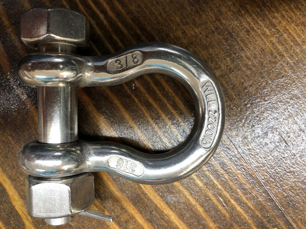 3/8" SAFETY PIN SHACKLE'S.  WLL ??????? LBS