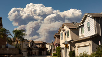 Fire Smart Landscaping: Firescaping for Gardeners Fire Smart Landscaping: Firescaping for Gardeners