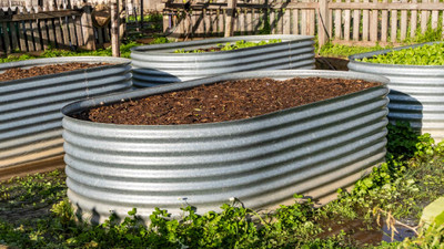 Top 5 Drip Irrigation Systems for Raised Garden Beds