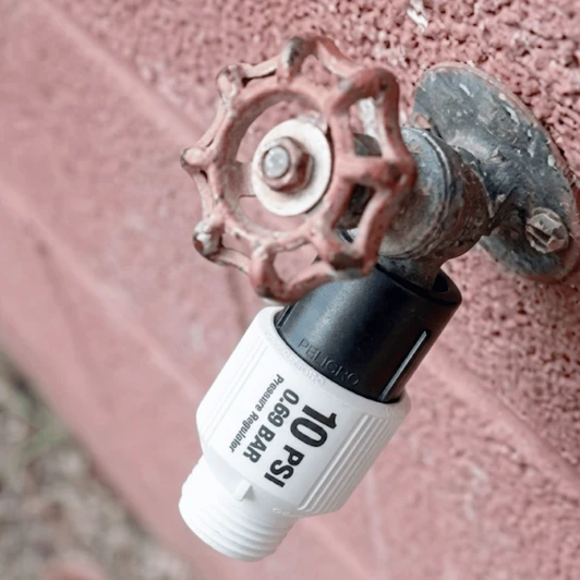Senninger Lawn & Garden Regulators (Hose Thread)