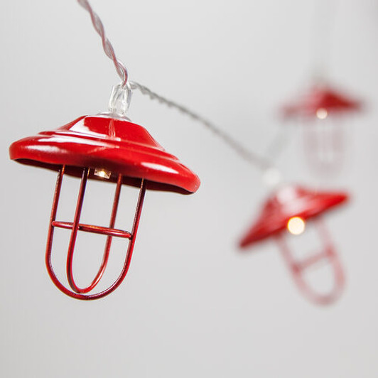 Wintergreen 76932 Red Lantern String Lights, battery operated