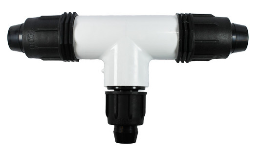 Irritec Easy Loc Reducing Tee, flat front view of white PVC fitting with 1-inch run and 3/4-inch branch MPN: ELRT134