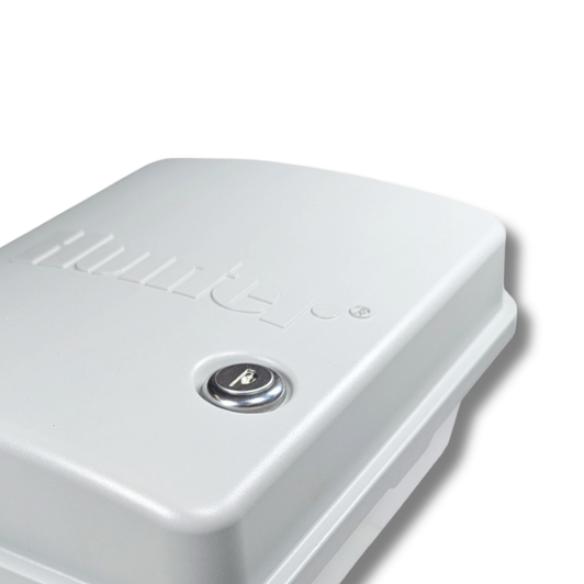 Hunter XC Hybrid 6-Station Controller close-up of closed lid and lock MPN: XCH600