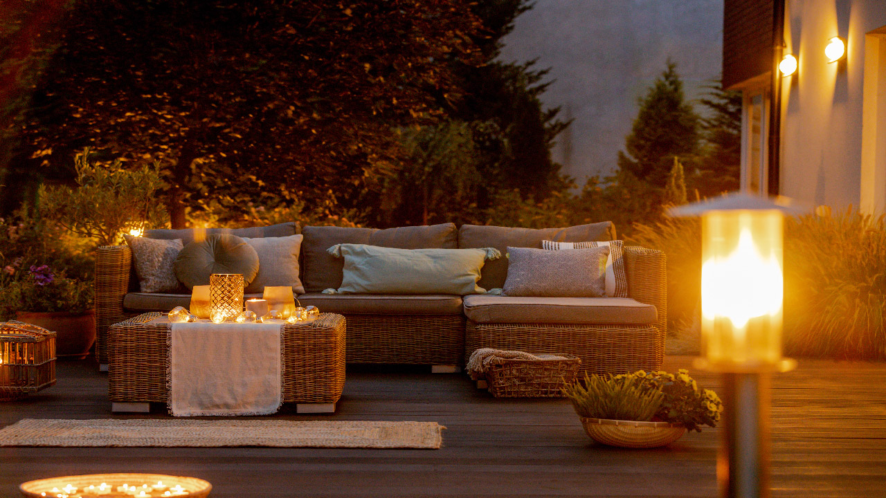 How can Landscape lighting add value to your home? How can Landscape lighting add value to your home?