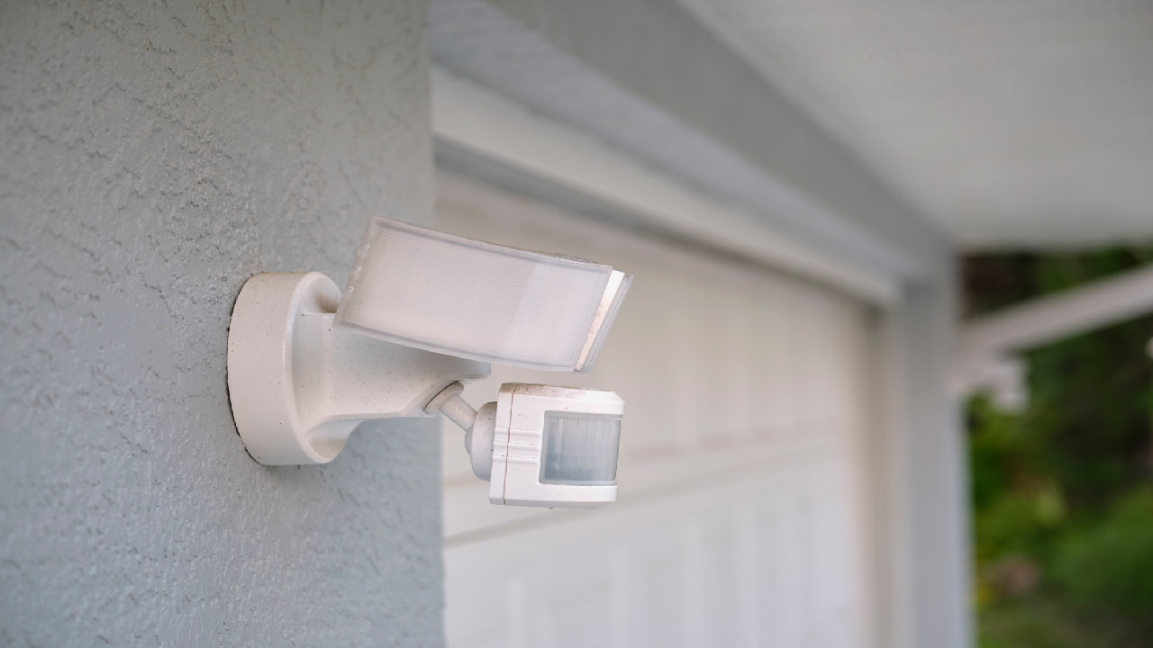 How to Choose the right Security Lights for Your Home
