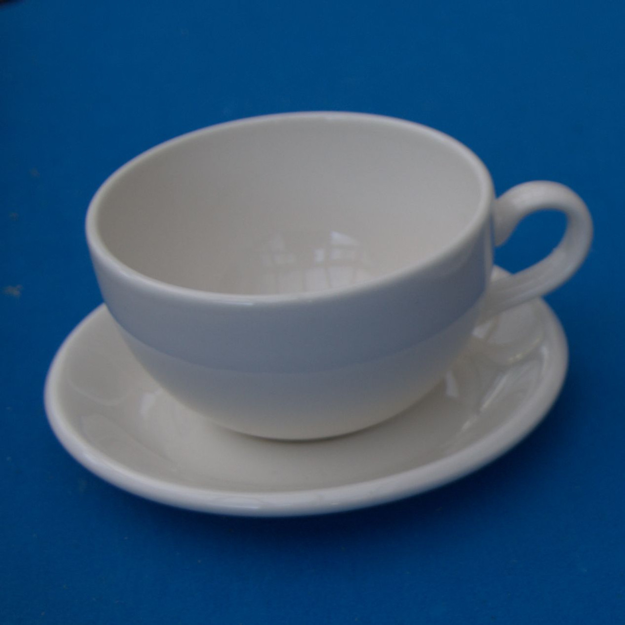 CUP & SAUCER OFFER Dudson Classic 15oz 42cl Cafe Au Lait Cup & saucer  pack quantity 18