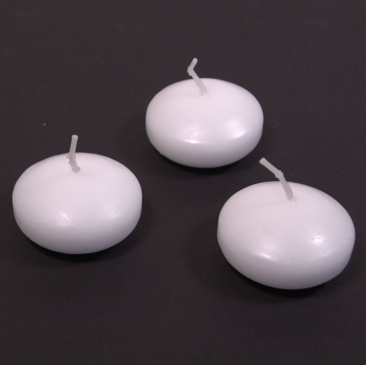 Pack x 3 White KCB Quality Floating Candles