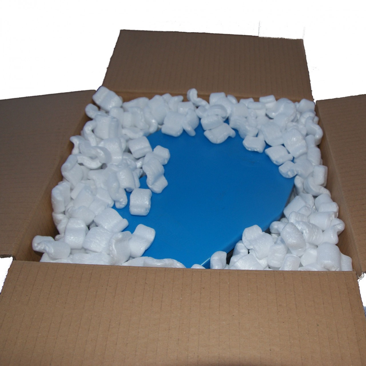 Pack x 7.5 cubic ft Loose Fill Polystyrene 'S' Shaped Chips ( Packed x 1  Large Tea chest boxes )