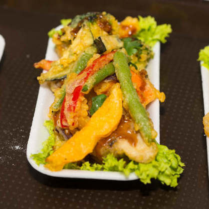 ( min 10,000 trays ) M3 white polystyrene trays ( 222 x 133 x 16mm )