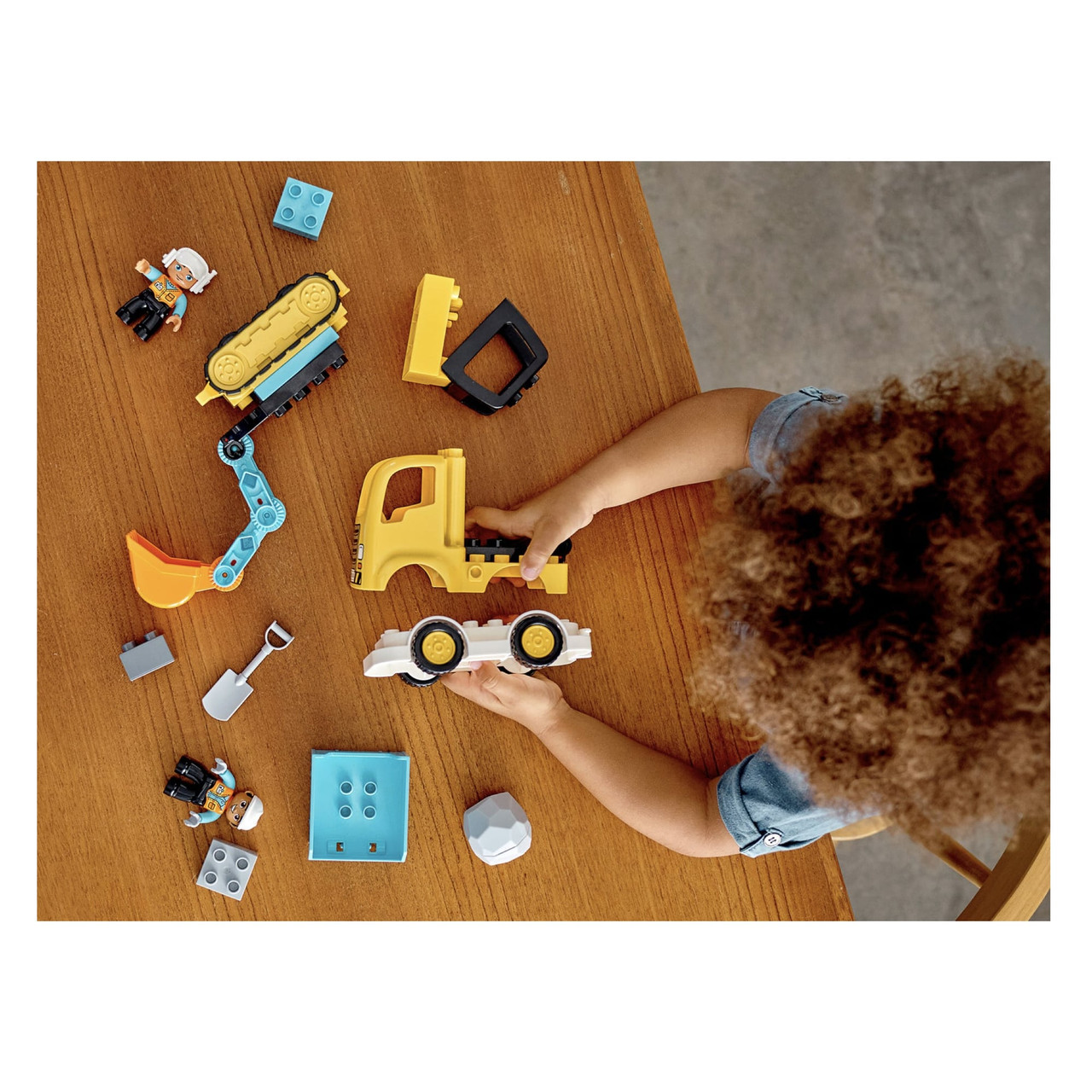 LEGO DUPLO Truck Tracked Excavator 10931