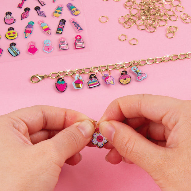 ☆ acaページ☆JUICY COUTURE 絶版チャーム 3点まとめ Make It Real Juicy Couture Chains & Charms Bracelet Kit | Michaels