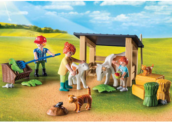 PLAYMOBIL Farm Farmhouse with Outdoor Area Playset (71248)
