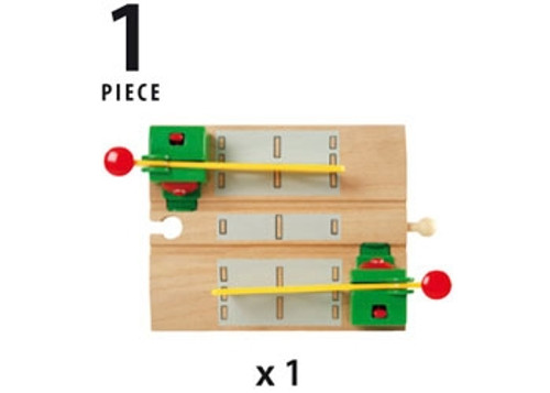 BRIO - Magnetic Action Crossing BRIO - Magnetic Action Crossing