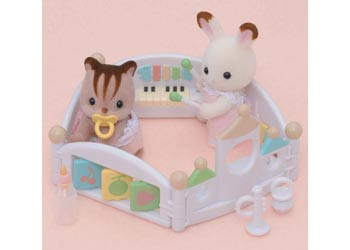 Sylvanian Families- Let's Play Playpen