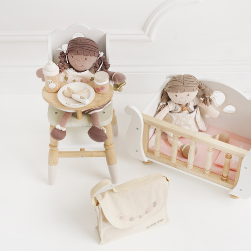 Le Toy Van - Doll Nursing Set Le Toy Van - Doll Nursing Set