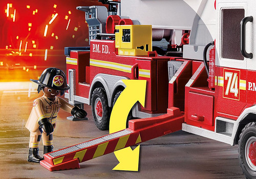 Playmobil City Action - Fire Engine with Tower Ladder 70935 **Damaged Packaging**