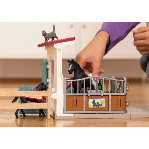Schleich Horse Club - Horse Box with Mare and Foal 42611 Schleich Horse Club - Horse Box with Mare and Foal 42611