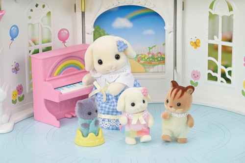 Sylvanian Families - Sunny Castle Nursery Sylvanian Families - Sunny Castle Nursery