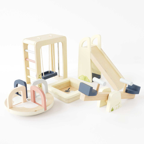 Le Toy Van - Dolls House Outdoor Play Furniture Le Toy Van - Dolls House Outdoor Play Furniture