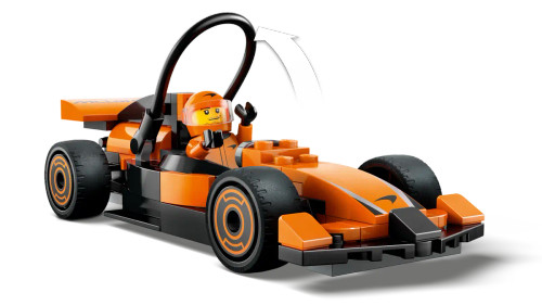 LEGO® City - F1® Driver with McLaren Race Car 60442 LEGO® City - F1® Driver with McLaren Race Car 60442