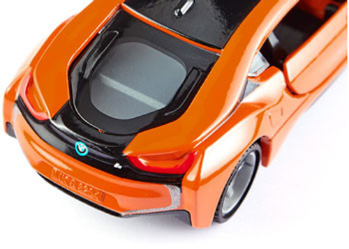 Siku - 2348 - BMW i8 LCI - 1:50 Scale**Slight Box damage**