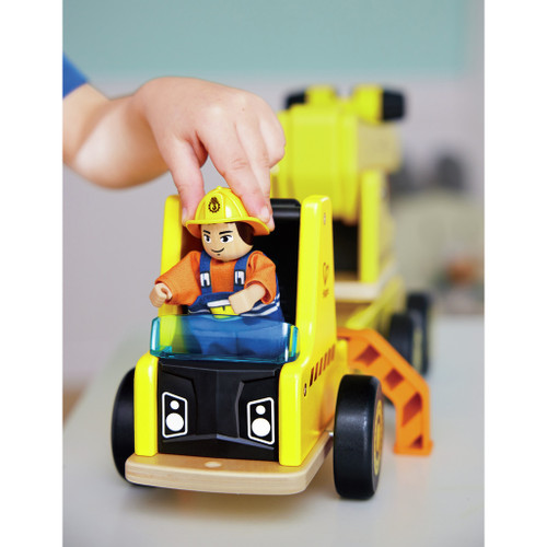 Hape Mobile Crane & Construction Set
