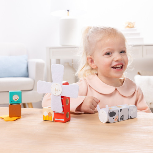 Melissa & Doug - Blockables™ Farm Friends *Box Damage*
