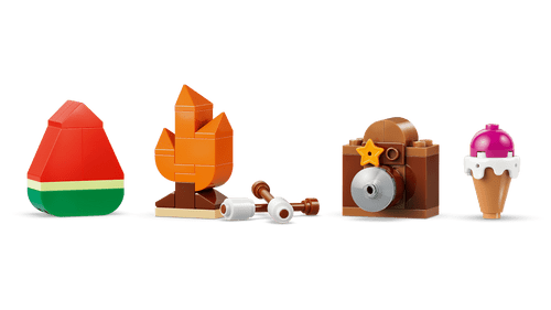 LEGO® Bluey - Brick-Built Bluey Family 11217