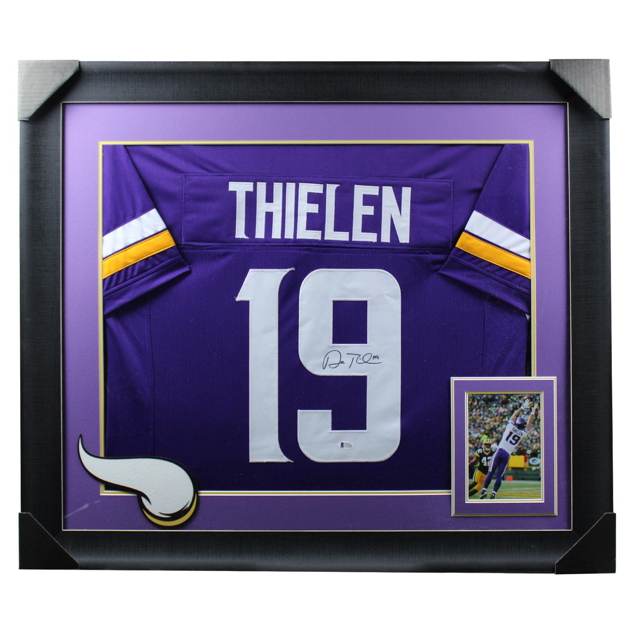 adam thielen autographed jersey