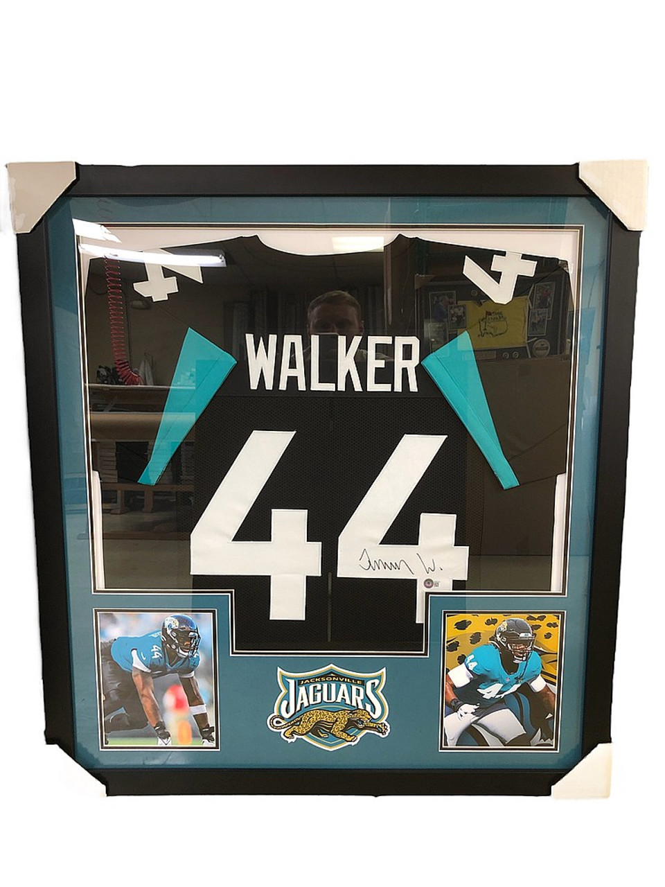 Travon Walker Autographed Jacksonville Jaguars Deluxe Framed Black Jersey -  BAS