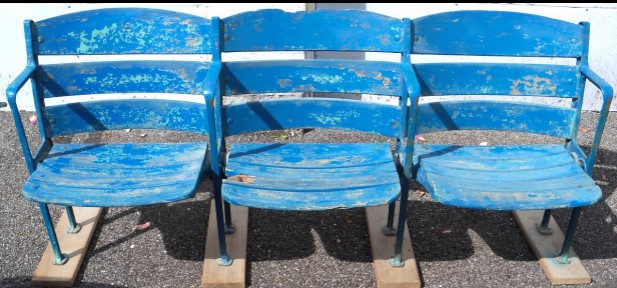 Yankee Stadium "Curved Back" Field Box Triple Seat - New York Yankees