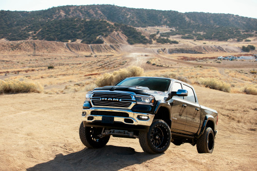 7 INCH LIFT KIT | FRONT SPACERS AND REAR TRAIL PERFORMANCE SHOCKS - 153713BK