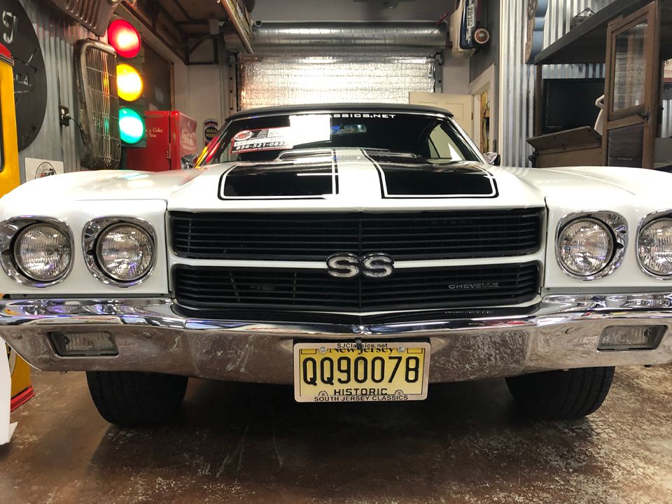 Shout Your Brand Loud with Branded License Plate Holders!