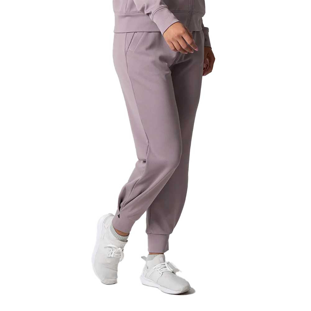 ladies dress joggers How to Dress Up and Dress Down your Joggers for Everyday Wear