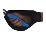 This special glove allows you to keep your hands warm while keeping a firm grip on your paddle.