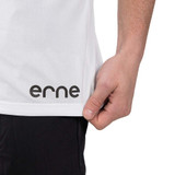 Close-up view of the Men's erne The University Tee logo in the color White.