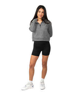 Front view of erne The Venice Biker Short in the color Jet-Black.