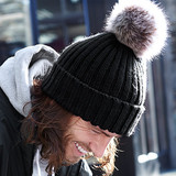 Ribbed pom pom hat