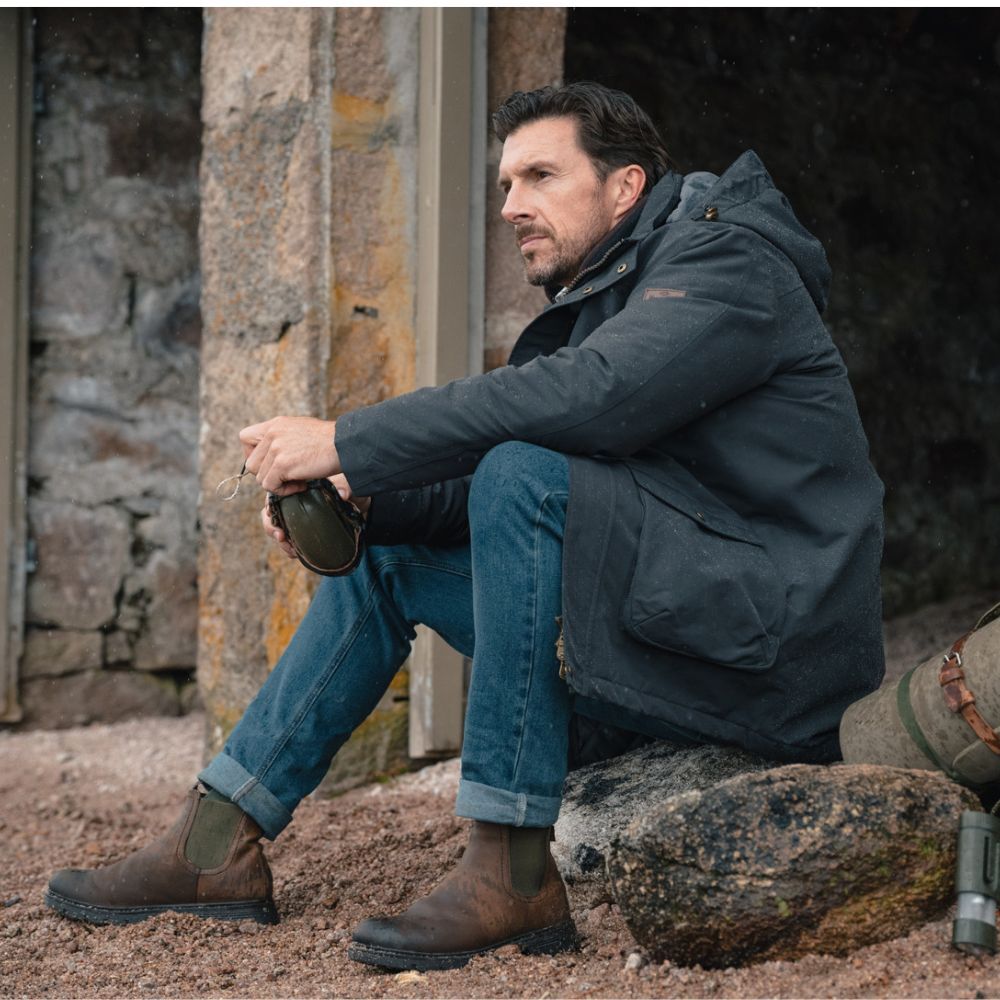 Hoggs of Fife Walker Men's Long Coat in Charcoal