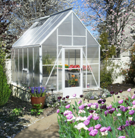 7 Benefits of a Polycarbonate Greenhouse