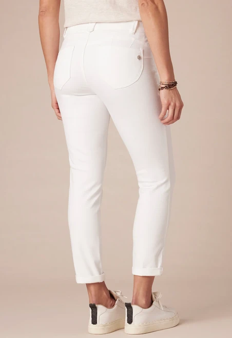 White Ankle Skimmer Jean