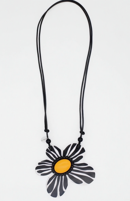 Bumble Blossom Daisy Pendant